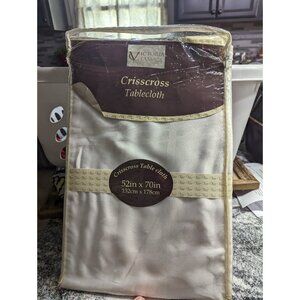 Victoria Classics ChrissCross Weave 52x70 Oblong Tablecloth White NIP